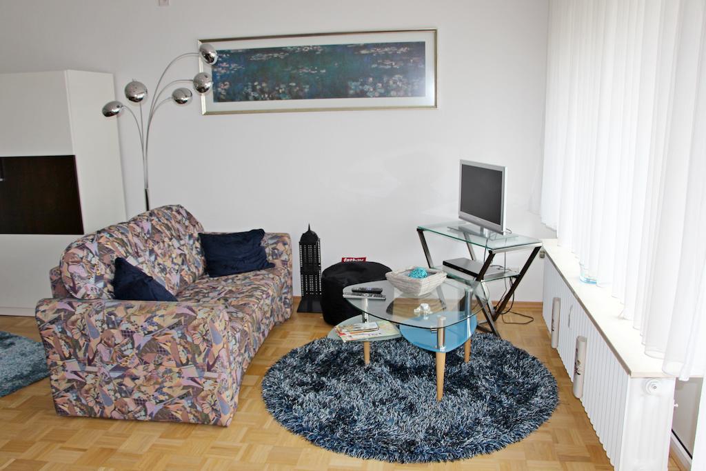 Ferienwohnung Bad Neuenahr Szoba fotó